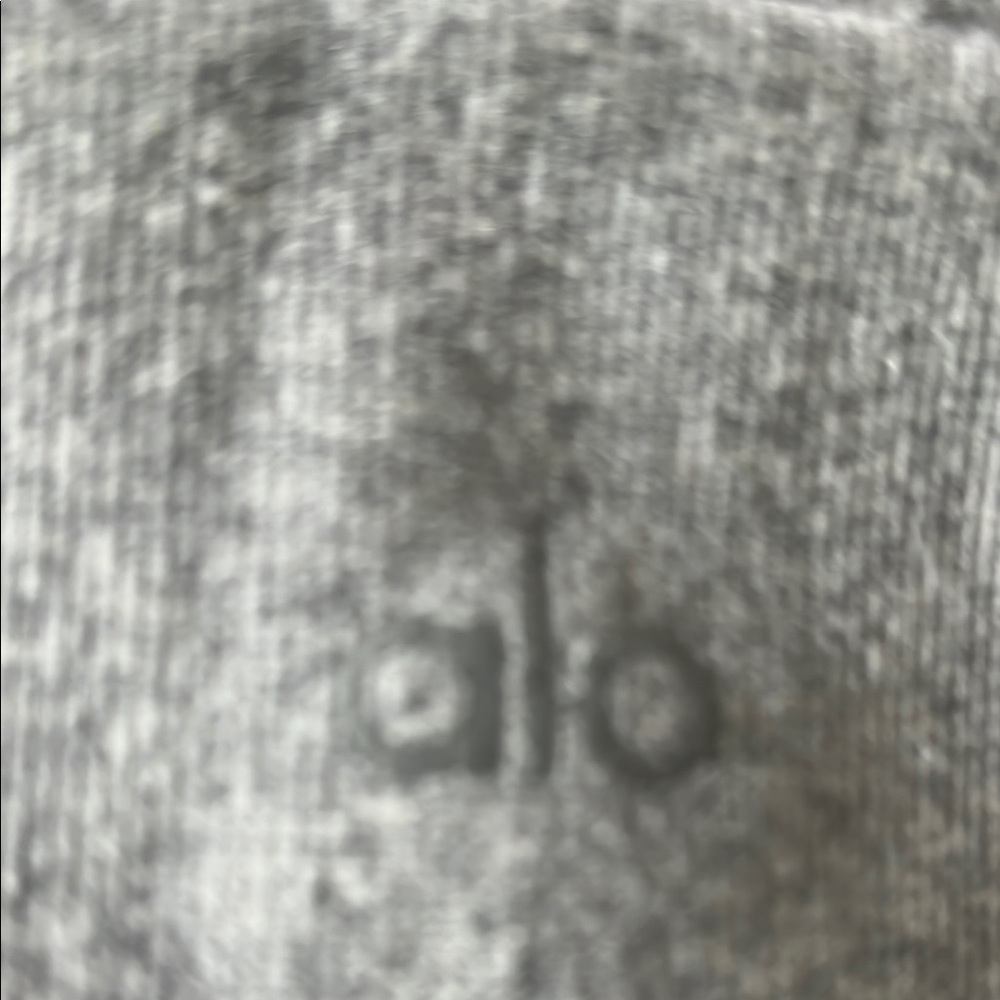 ALO Yoga Gray Ribbed Tank Top - Picture 6 of 7